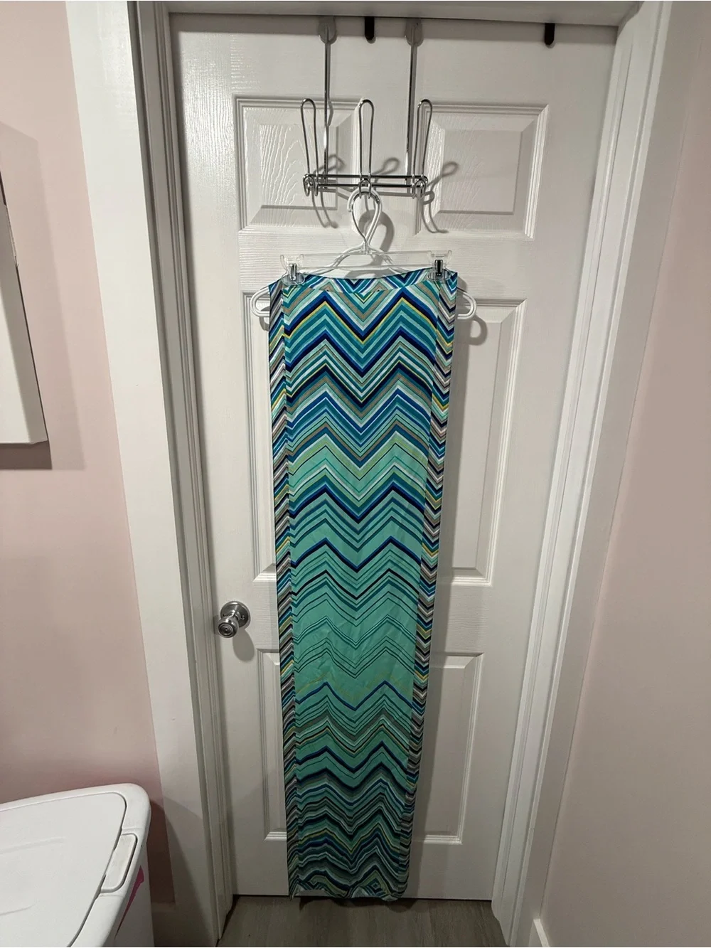 Vintage Anne Klein 100% Silk chevron print scarf, aqua teal.